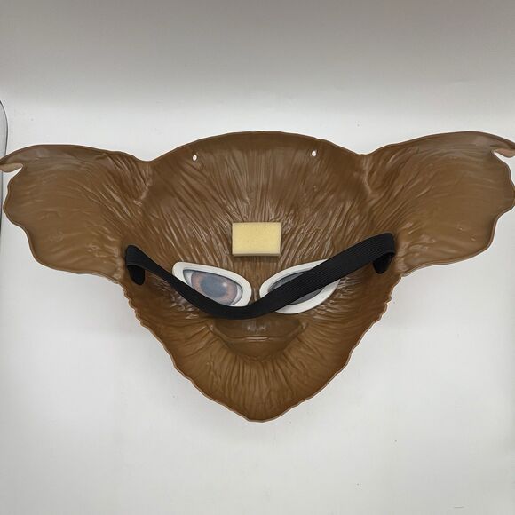 Gremlins Gizmo Hard Plastic Half Mask Costume Halloween - Picture 5 of 9